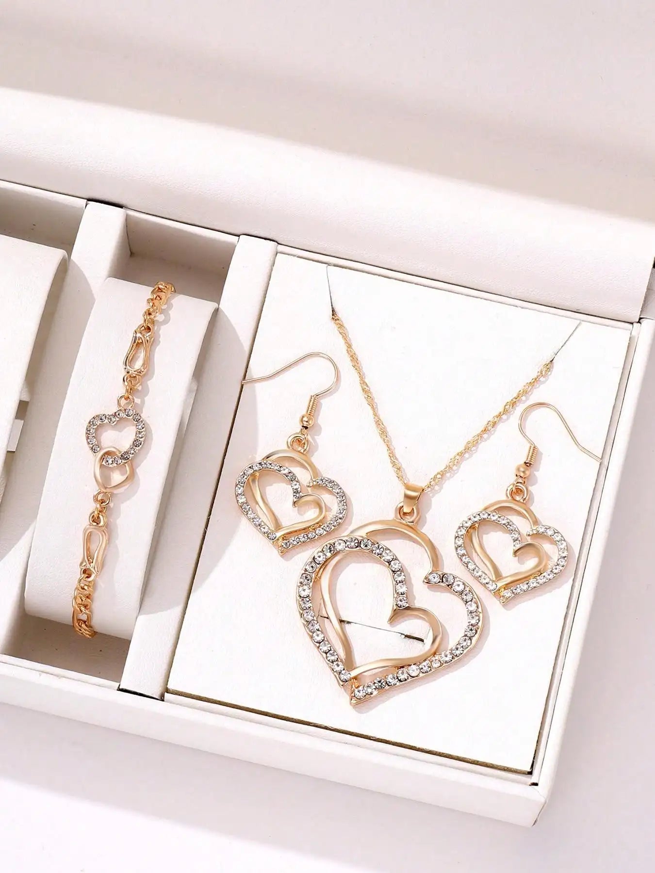 3 Pieces Heart Shaped Earrings and Pendant for Women