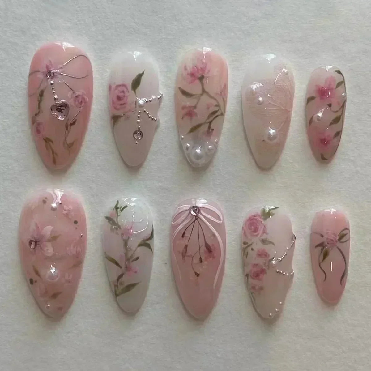 24Pcs Pink Almond False Nails Butterfly Ballet with French Design Wearable Fake Nails Simple Artificial Press on Nails Tips Art